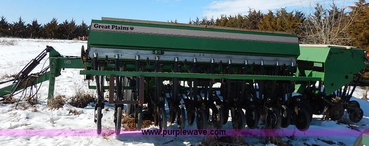 image for item I9396 Great Plains Solid Stand 30' folding drill