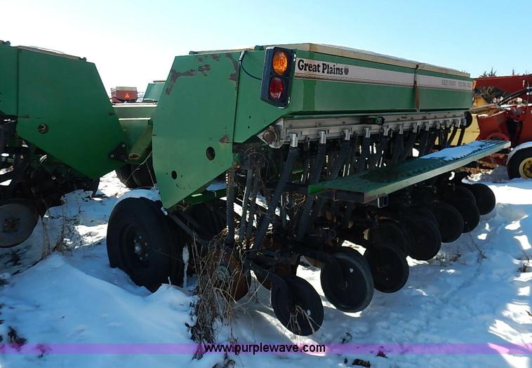 image for item I9396 Great Plains Solid Stand 30' folding drill