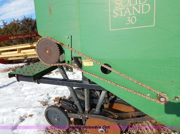 image for item I9396 Great Plains Solid Stand 30' folding drill