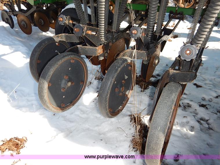 image for item I9396 Great Plains Solid Stand 30' folding drill