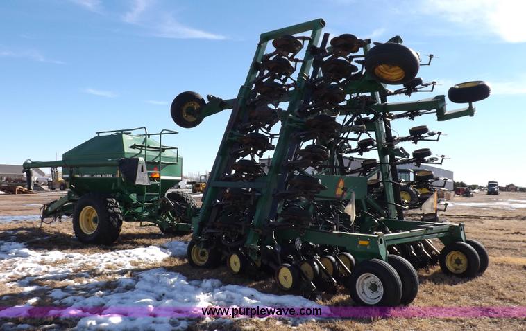 image for item K3127 John Deere air seeder drill and cart