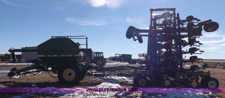 image for item K3127 John Deere air seeder drill and cart