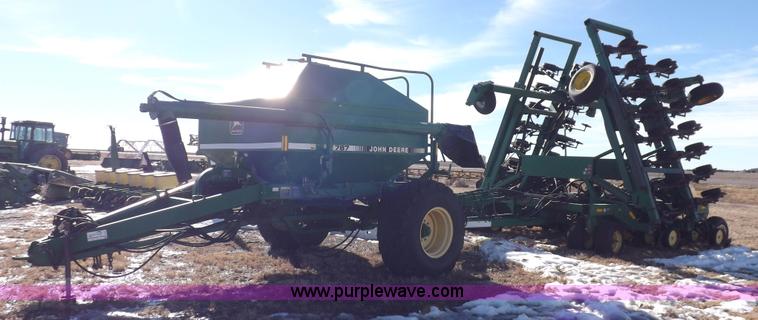 image for item K3127 John Deere air seeder drill and cart