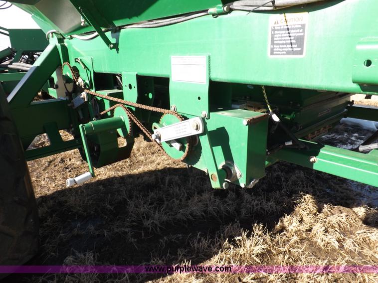 image for item K3127 John Deere air seeder drill and cart