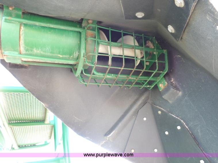 image for item K3127 John Deere air seeder drill and cart