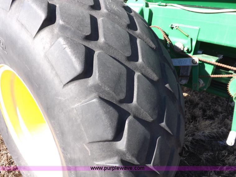 image for item K3127 John Deere air seeder drill and cart