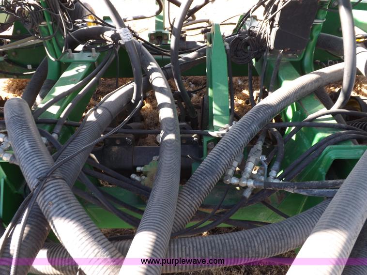 image for item K3127 John Deere air seeder drill and cart