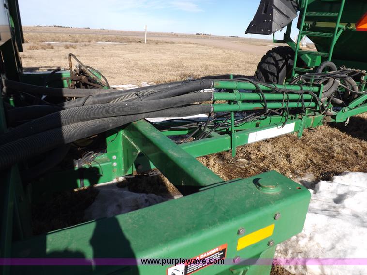 image for item K3127 John Deere air seeder drill and cart