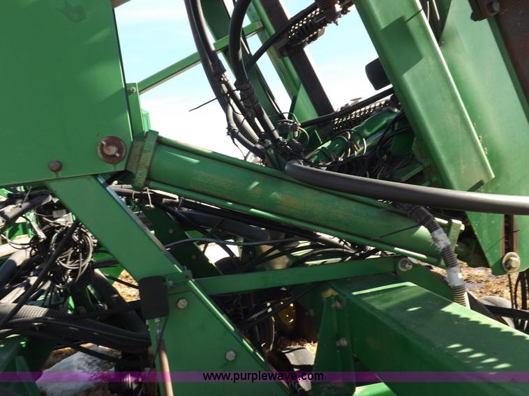 image for item K3127 John Deere air seeder drill and cart