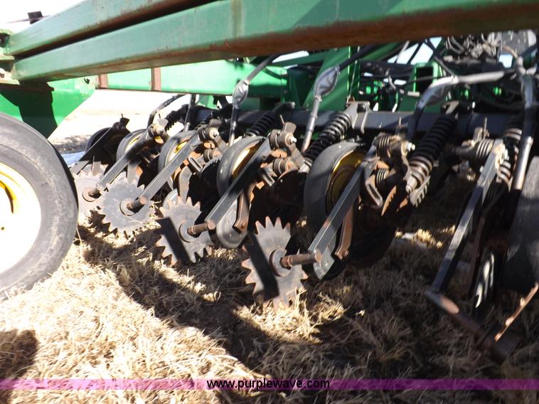 image for item K3127 John Deere air seeder drill and cart