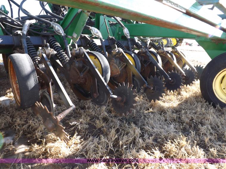 image for item K3127 John Deere air seeder drill and cart