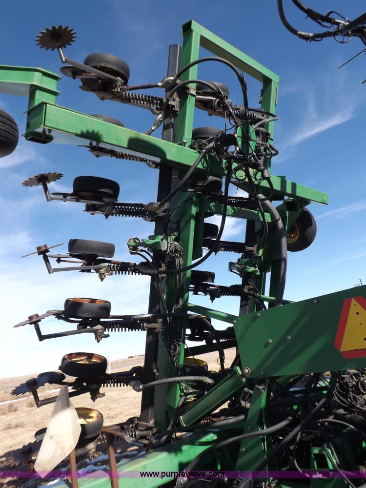 image for item K3127 John Deere air seeder drill and cart