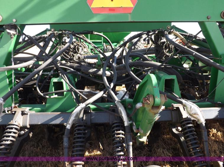 image for item K3127 John Deere air seeder drill and cart