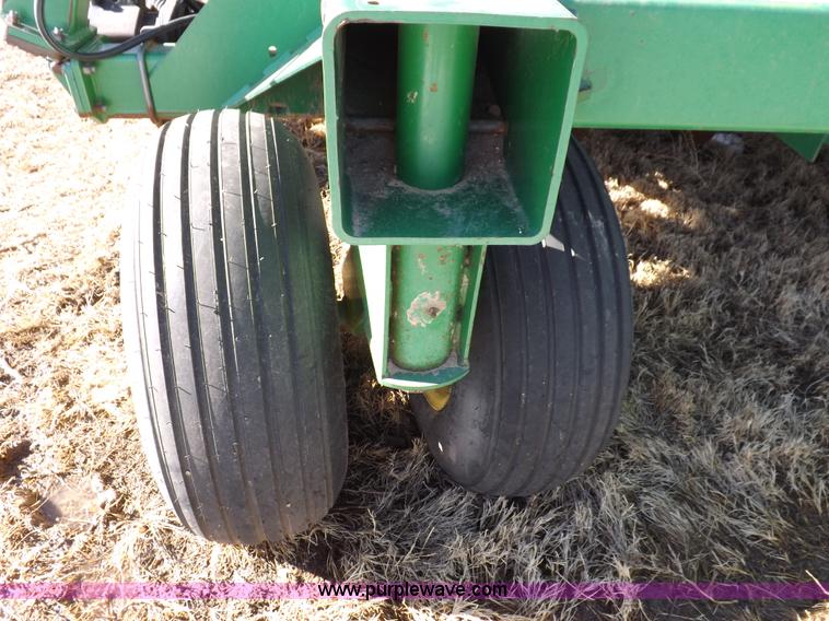 image for item K3127 John Deere air seeder drill and cart