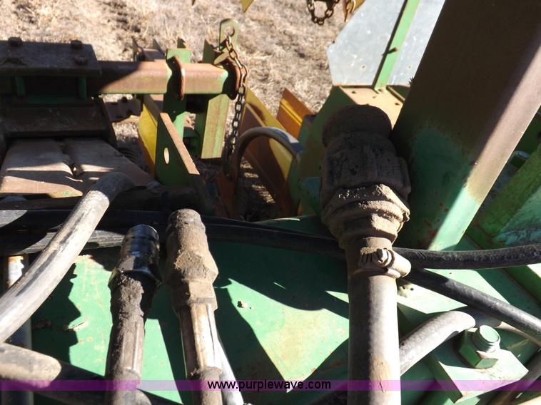 image for item K3135 John Deere 885 cultivator