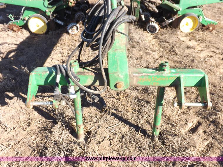 image for item K3136 John Deere 7200 Conservation planter