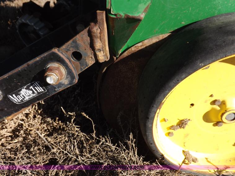 image for item K3136 John Deere 7200 Conservation planter