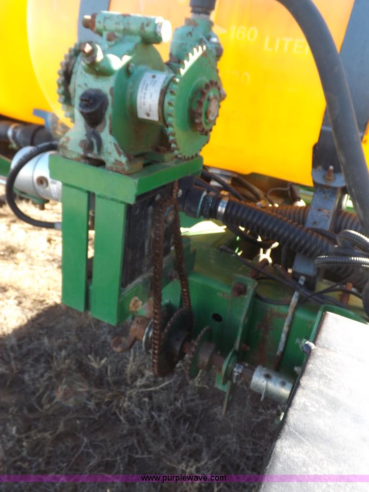 image for item K3136 John Deere 7200 Conservation planter