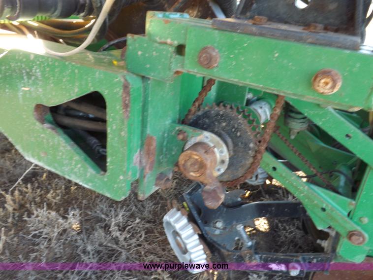 image for item K3136 John Deere 7200 Conservation planter