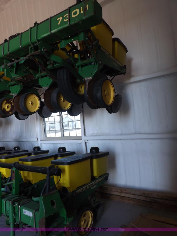 image for item K3138 John Deere 7300 Max Emerge 2 Vacumeter planter