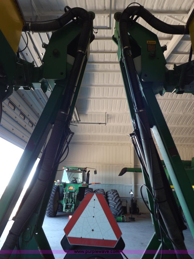 image for item K3138 John Deere 7300 Max Emerge 2 Vacumeter planter