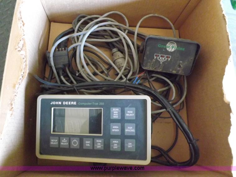 image for item K3138 John Deere 7300 Max Emerge 2 Vacumeter planter