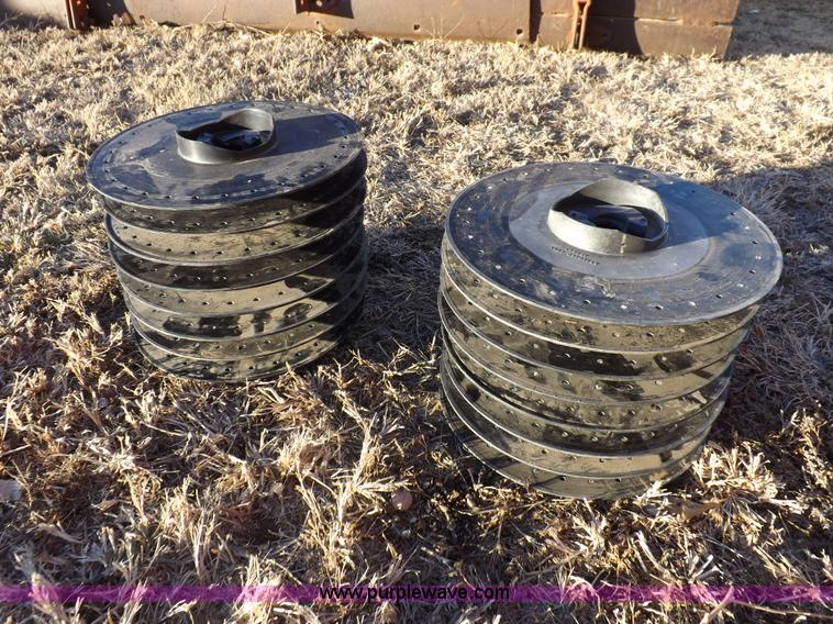 image for item K3138 John Deere 7300 Max Emerge 2 Vacumeter planter