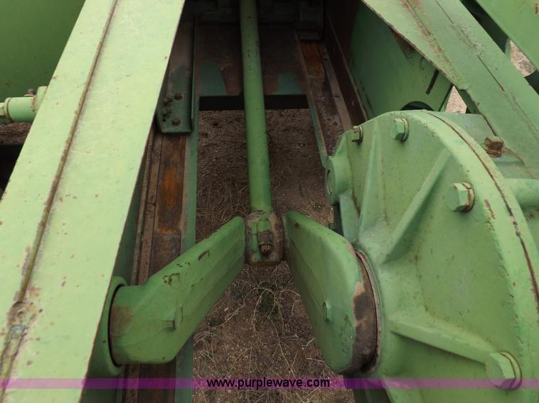 image for item K3156 John Deere 14T small square baler