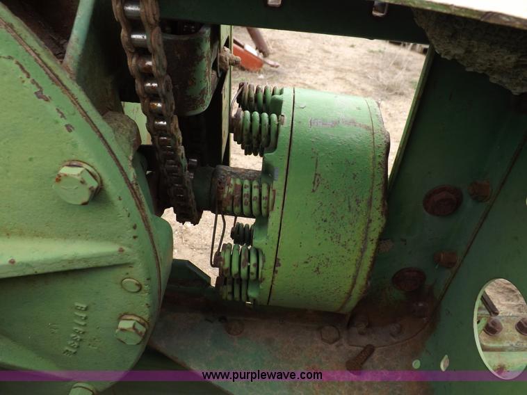 image for item K3156 John Deere 14T small square baler