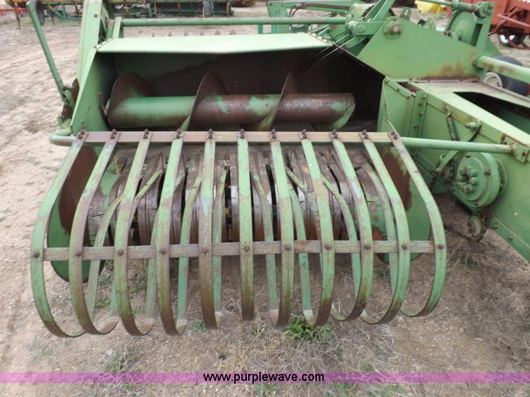 image for item K3156 John Deere 14T small square baler