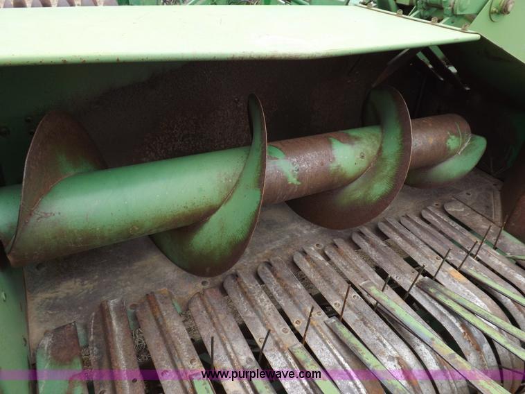 image for item K3156 John Deere 14T small square baler