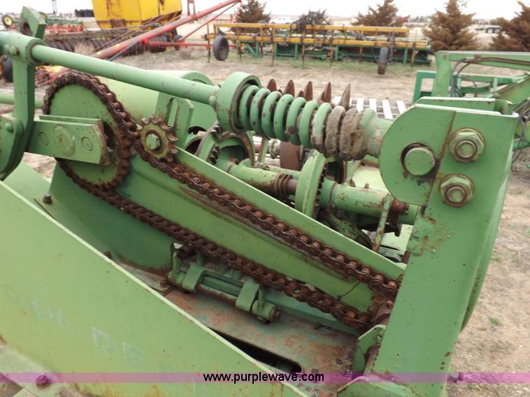 image for item K3156 John Deere 14T small square baler