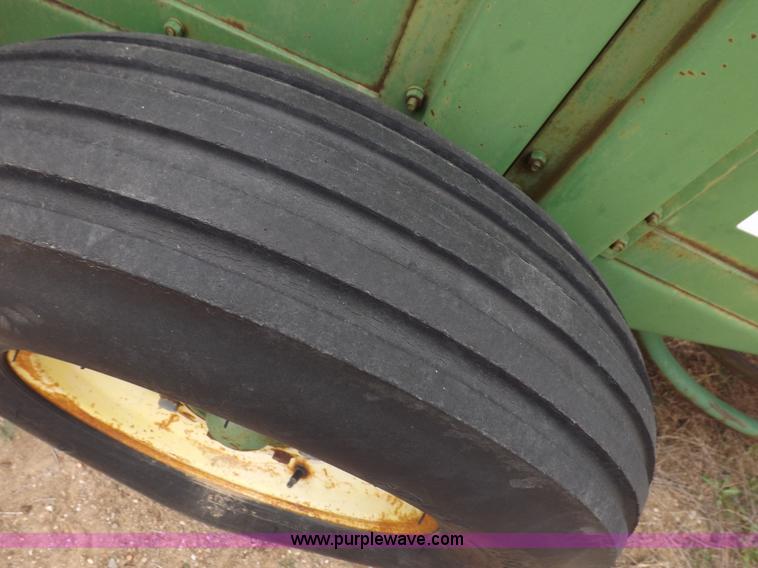 image for item K3156 John Deere 14T small square baler