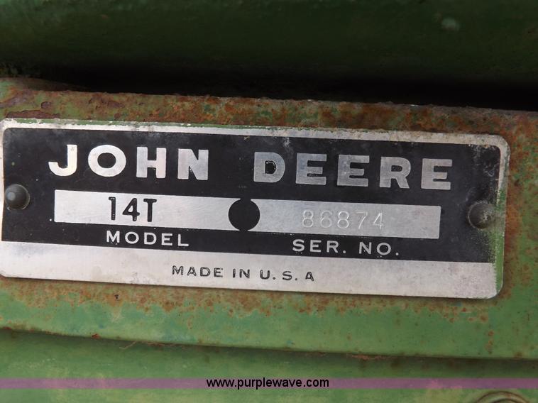 image for item K3156 John Deere 14T small square baler