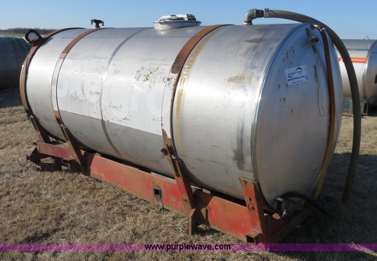 image for item K7207 1,300 gallon stainless steel tank