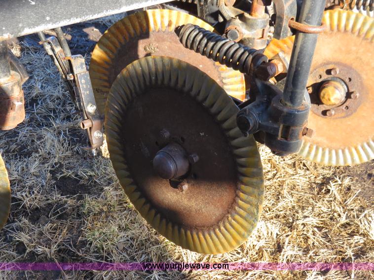 image for item K7208 2006 Dalton DLQHD35 liquid fertilizer applicator