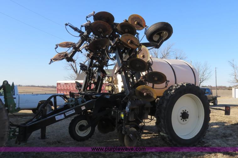 image for item K7208 2006 Dalton DLQHD35 liquid fertilizer applicator