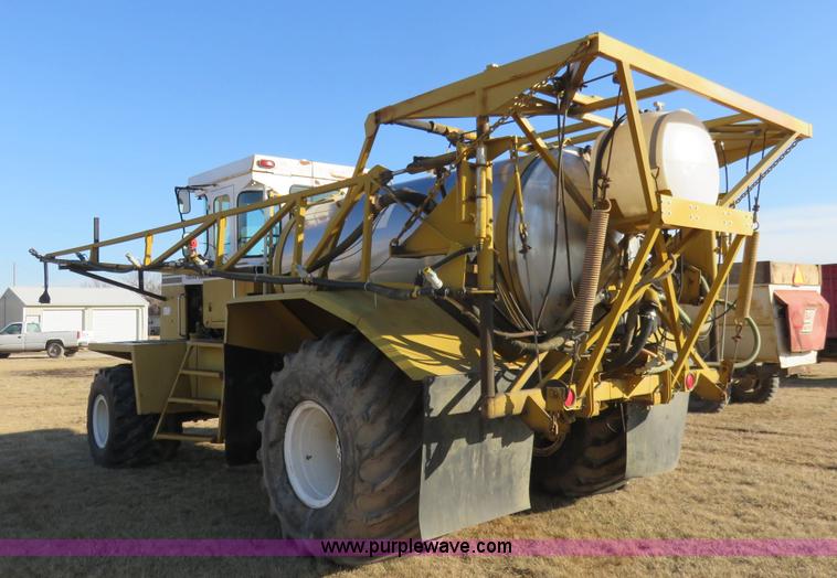 image for item K7209 1990 Ag-Chem TerraGator 1804 self-propelled sprayer