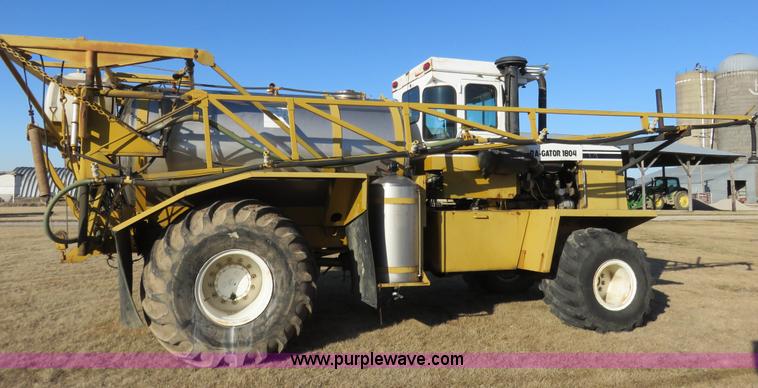 image for item K7209 1990 Ag-Chem TerraGator 1804 self-propelled sprayer
