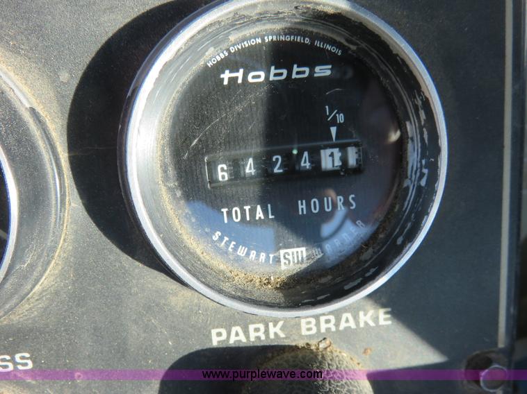 image for item K7209 1990 Ag-Chem TerraGator 1804 self-propelled sprayer