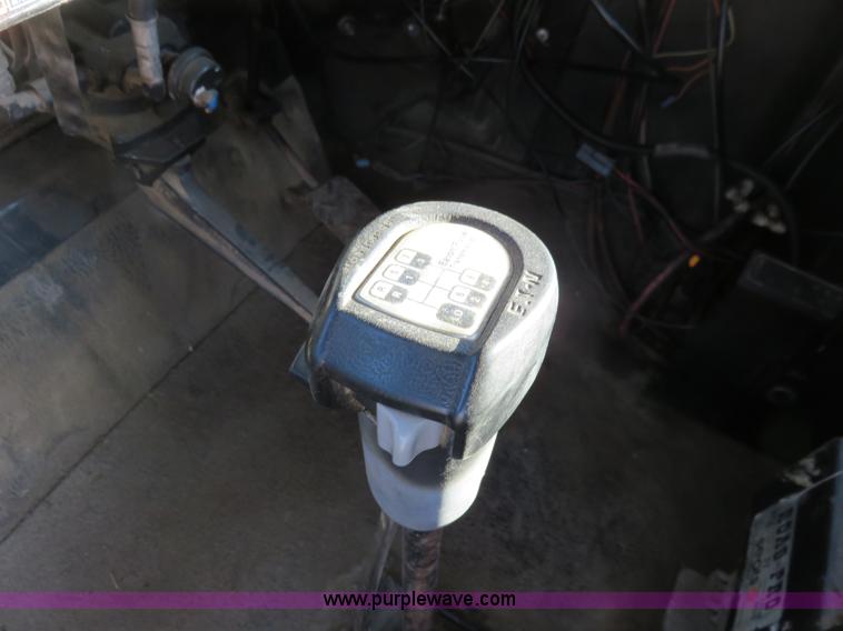 image for item K7209 1990 Ag-Chem TerraGator 1804 self-propelled sprayer