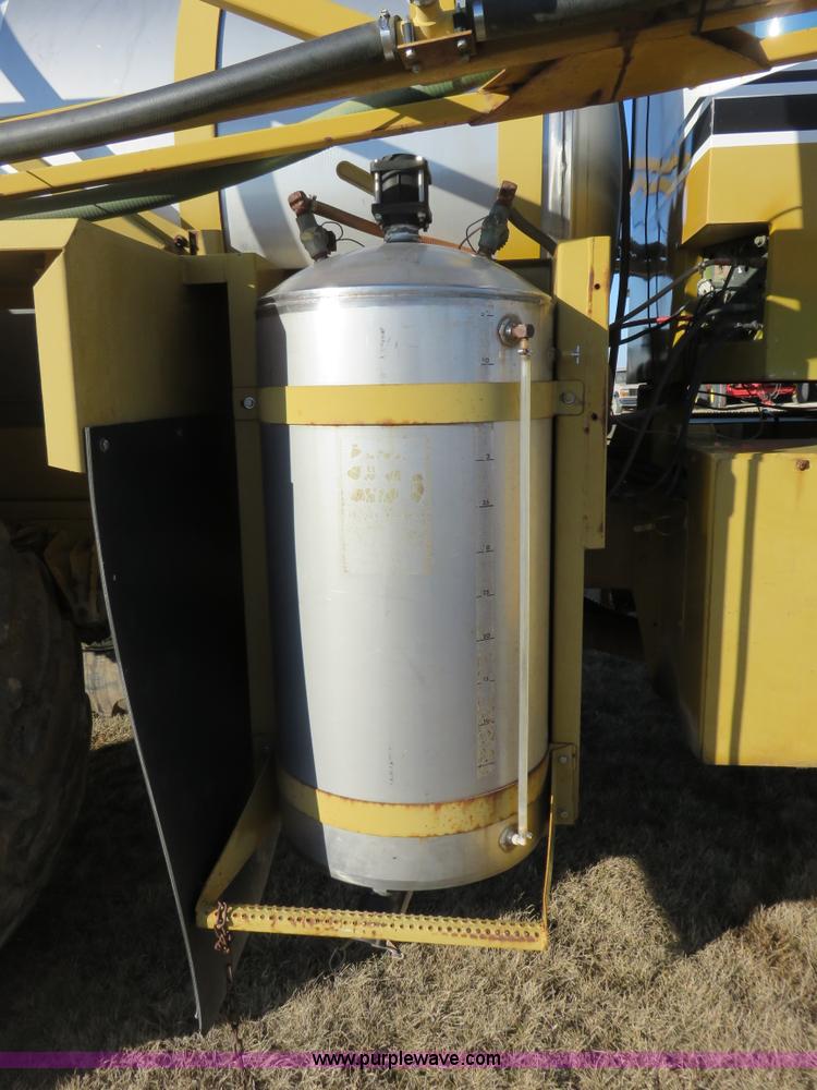 image for item K7209 1990 Ag-Chem TerraGator 1804 self-propelled sprayer