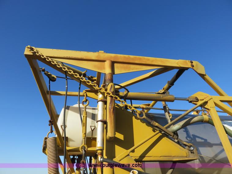 image for item K7209 1990 Ag-Chem TerraGator 1804 self-propelled sprayer