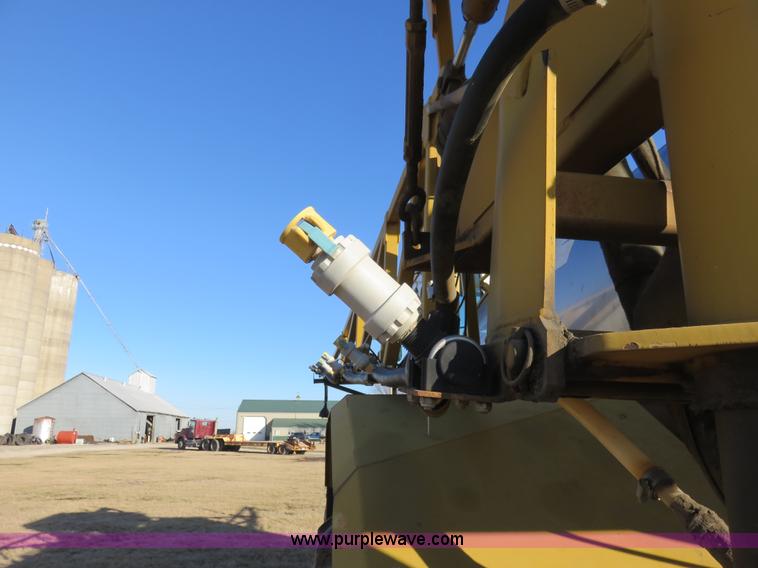 image for item K7209 1990 Ag-Chem TerraGator 1804 self-propelled sprayer