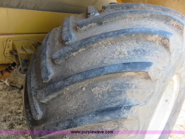 image for item K7209 1990 Ag-Chem TerraGator 1804 self-propelled sprayer