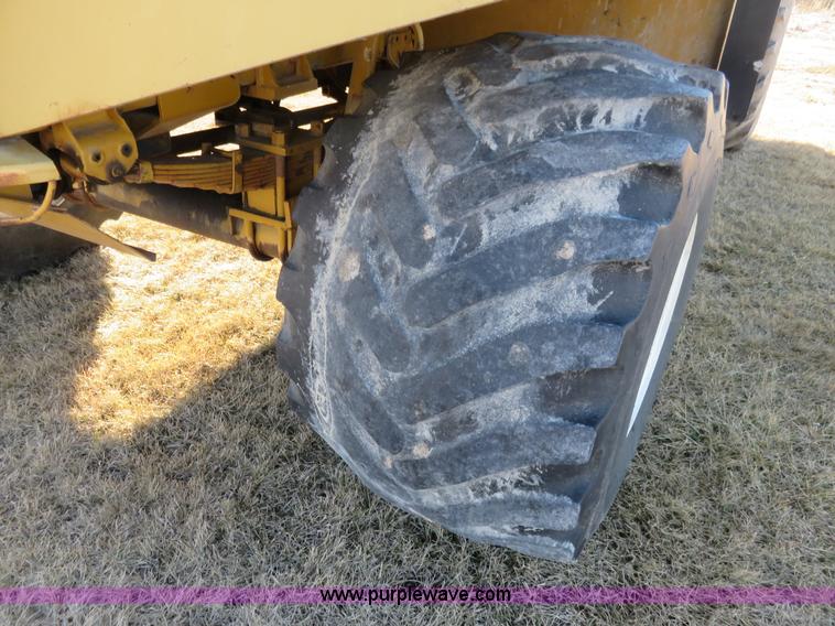 image for item K7209 1990 Ag-Chem TerraGator 1804 self-propelled sprayer