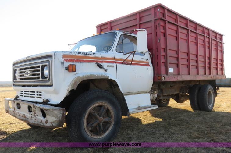 image for item K7210 1979 Chevrolet grain truck