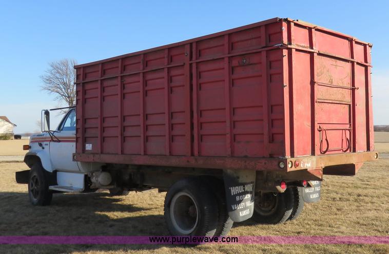 image for item K7210 1979 Chevrolet grain truck