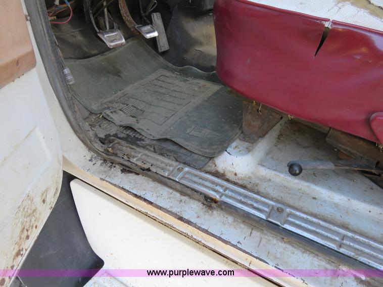 image for item K7210 1979 Chevrolet grain truck