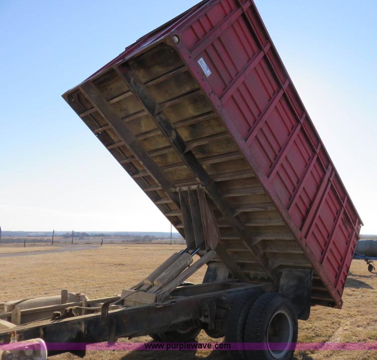 image for item K7210 1979 Chevrolet grain truck